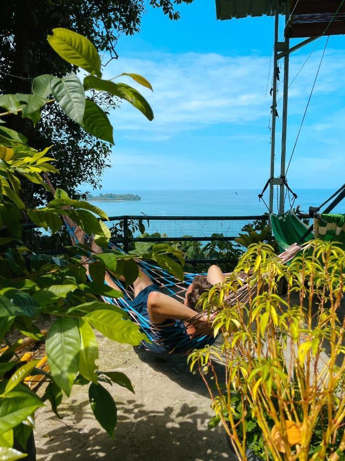 The View Padang, Amazing View, 8 Mins Mentawai Fast Ferry, Cold Beer,Close To Restaurants Exterior photo