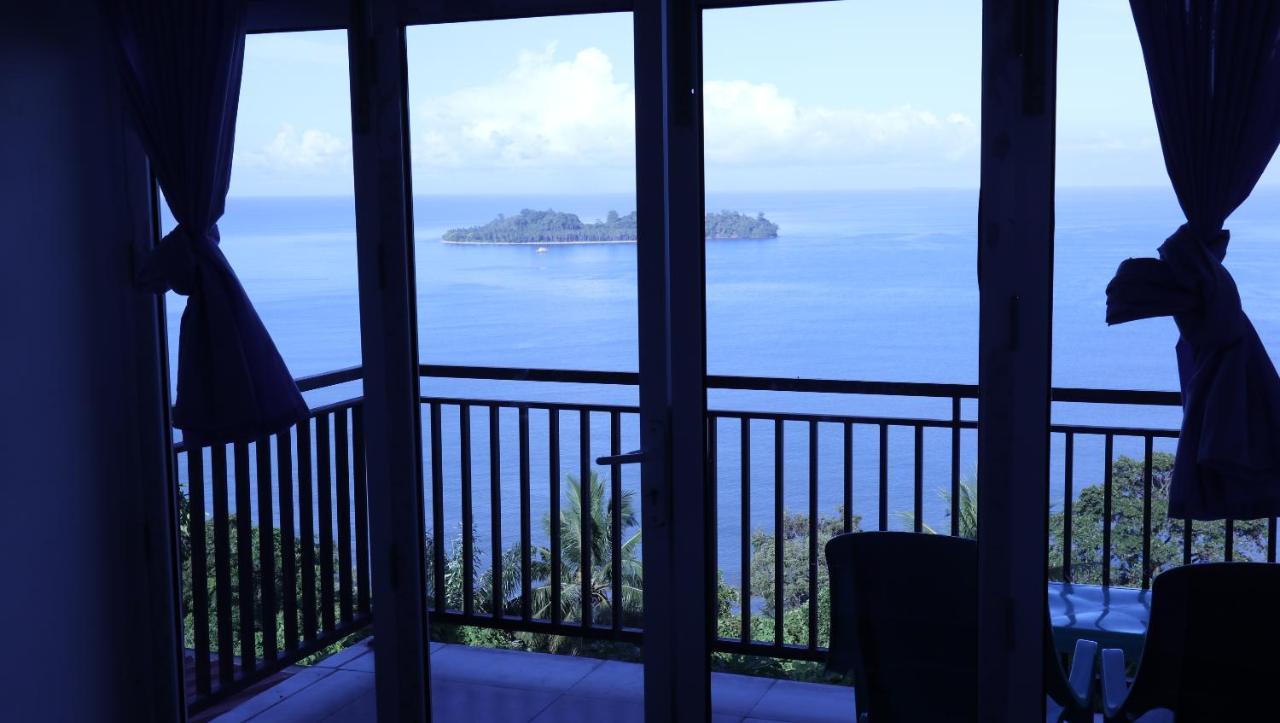 The View Padang, Amazing View, 8 Mins Mentawai Fast Ferry, Cold Beer,Close To Restaurants Exterior photo